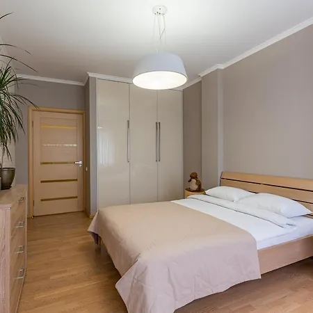 Apartment Apartment Roomer 6 *